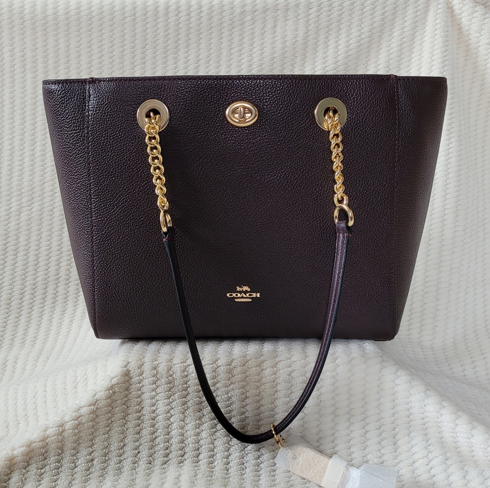 NEW Coach Wine Pebbled Leather Turnlock Chain Tote